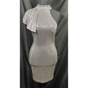 Windsor Sequin NYE New Years Metallic Silver Mini Dress 2 Cape‎ Sleeve Y2K Club